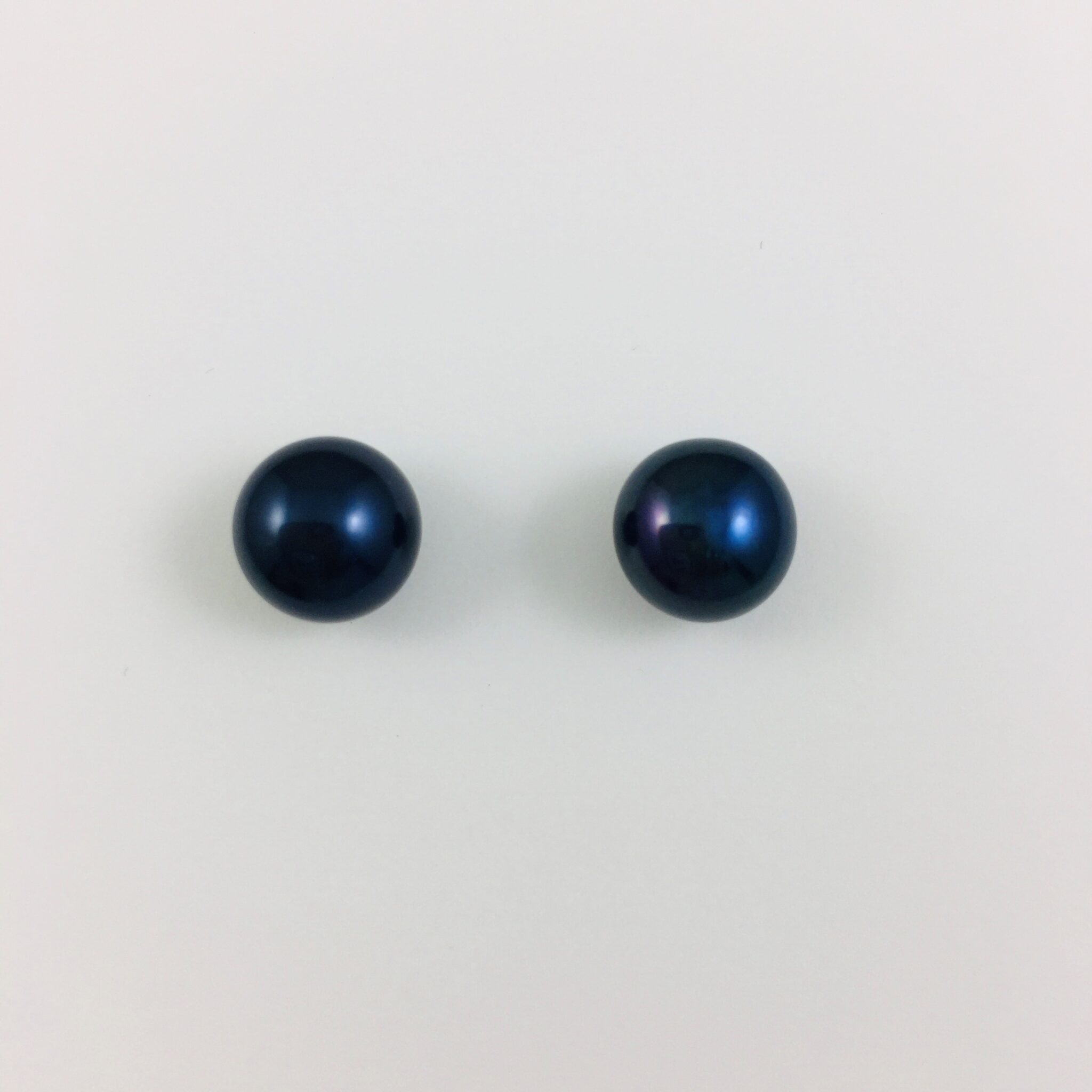 9mm Navy Pearl Earrings E009N – Nantucket Pearl Company