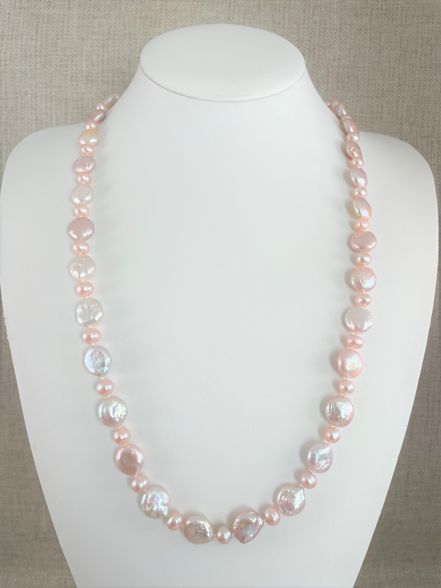 Coin Pearl Necklace with Round Silver Clasp Pink 