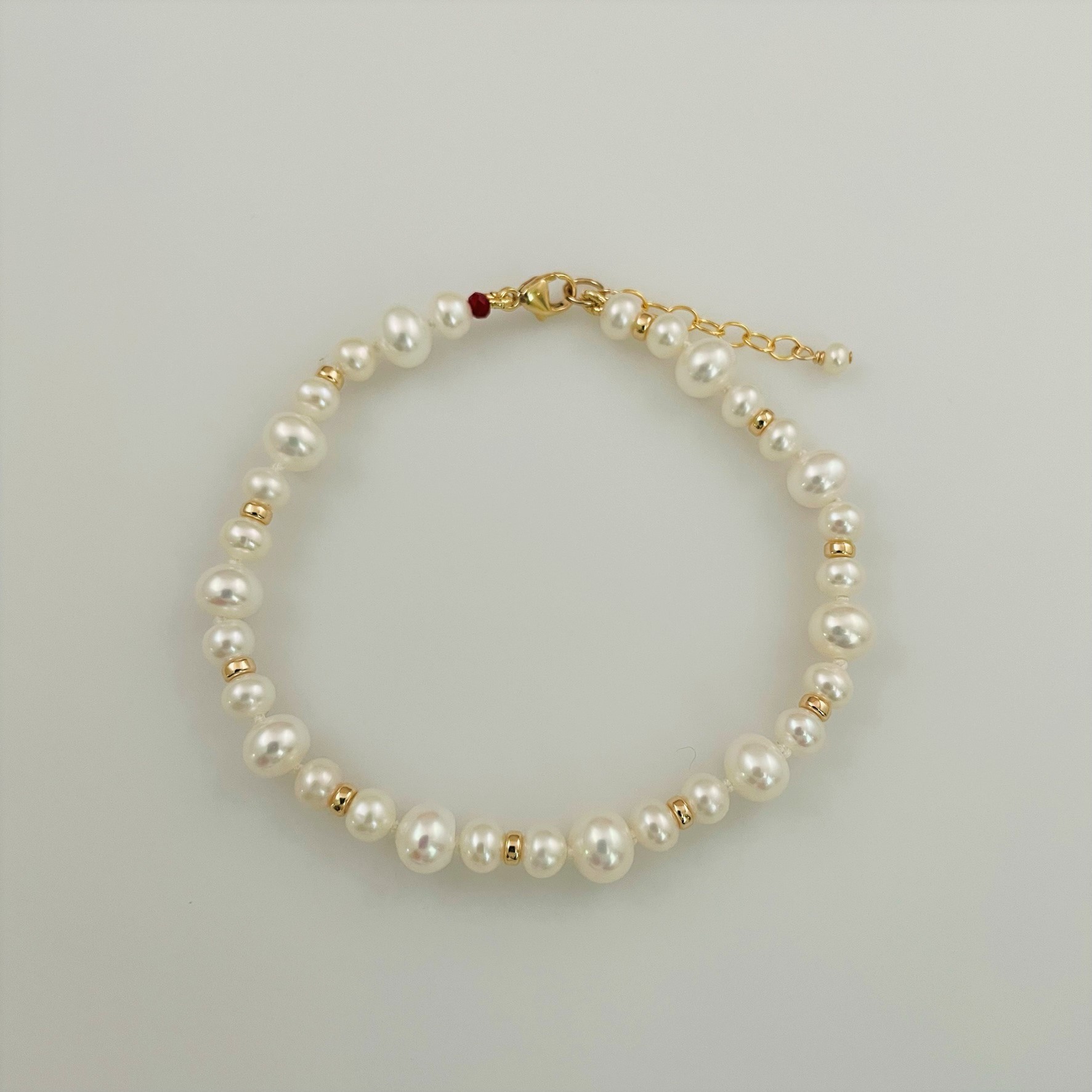 Dainty Pearl and Gold Bracelet B550 – Nantucket Pearl Company