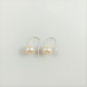 White Pearl Drop on Fixed Sterling Wire ED990