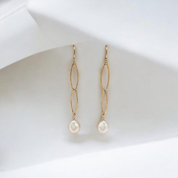 Pearl Drop and Gold Link Dangle Earring ED1225
