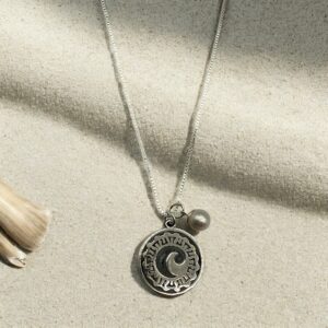 Cisco Large pendant necklace
