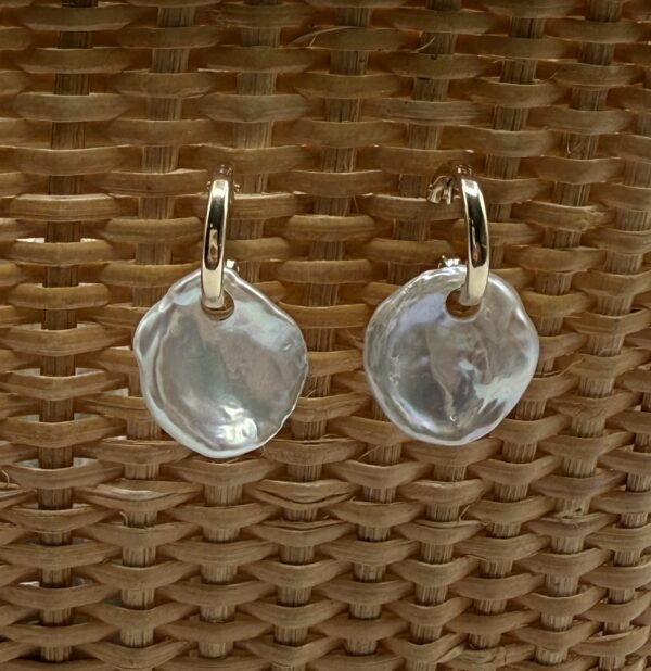 Unique White Keshi Pearl and Gold Hoop Earrings ED1296