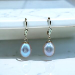 Soft Pink Teardrop Pearl Earring ED1299