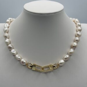 Large White Pebble Pearl with Swivel Snap Clasp N0515